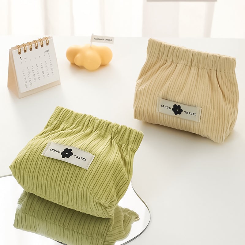Self-closing Magnetic Mini Portable Pouch